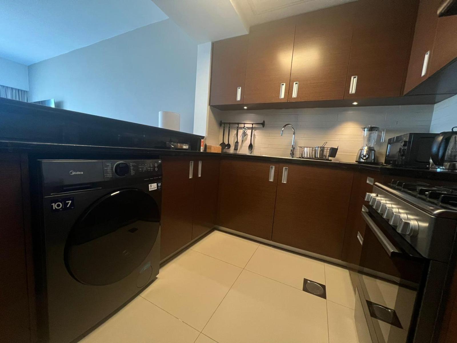 Dinar Home 아부다비 외부 사진